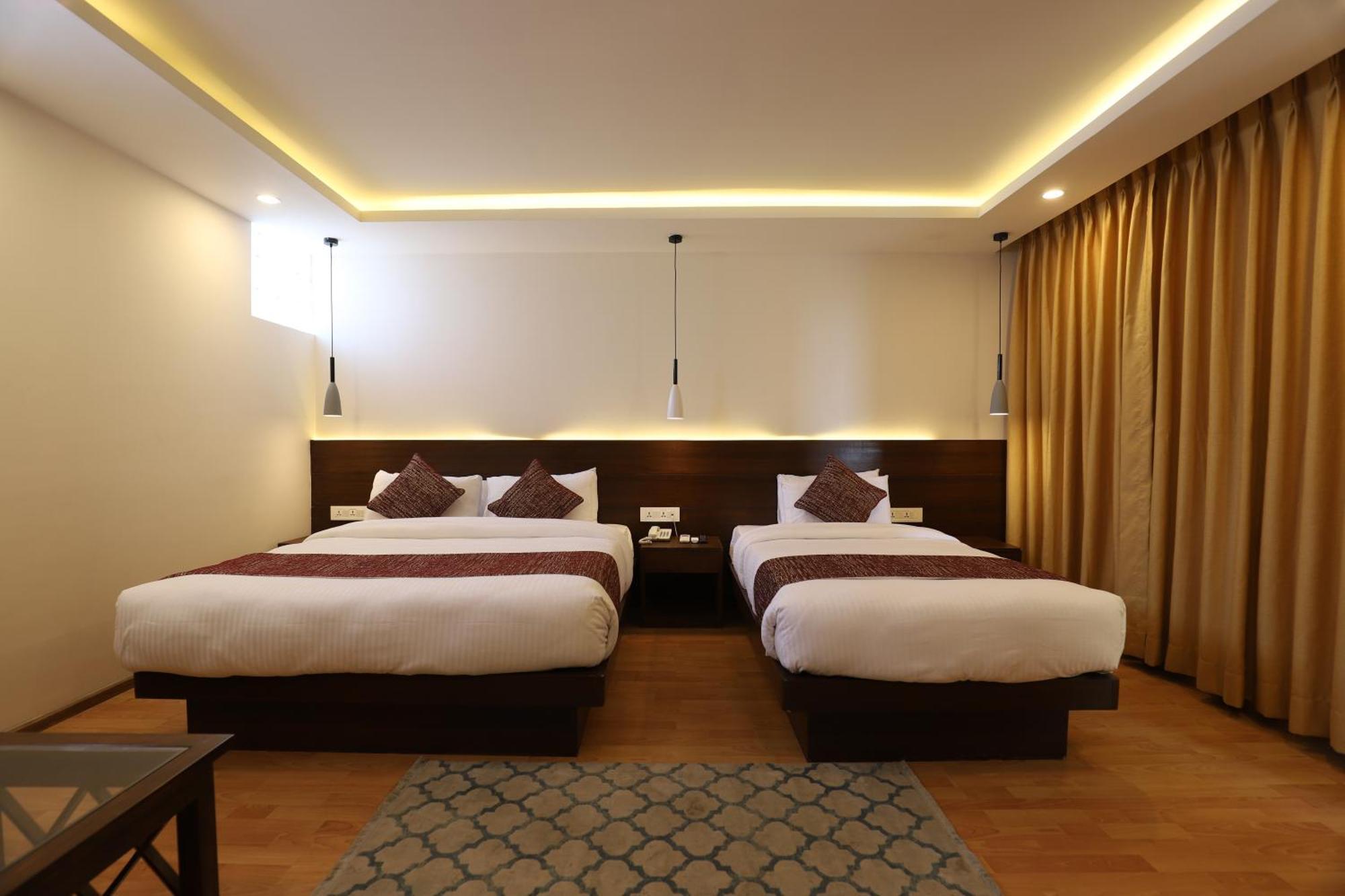 Apex Business Hotel - Airport Катманду Екстер'єр фото