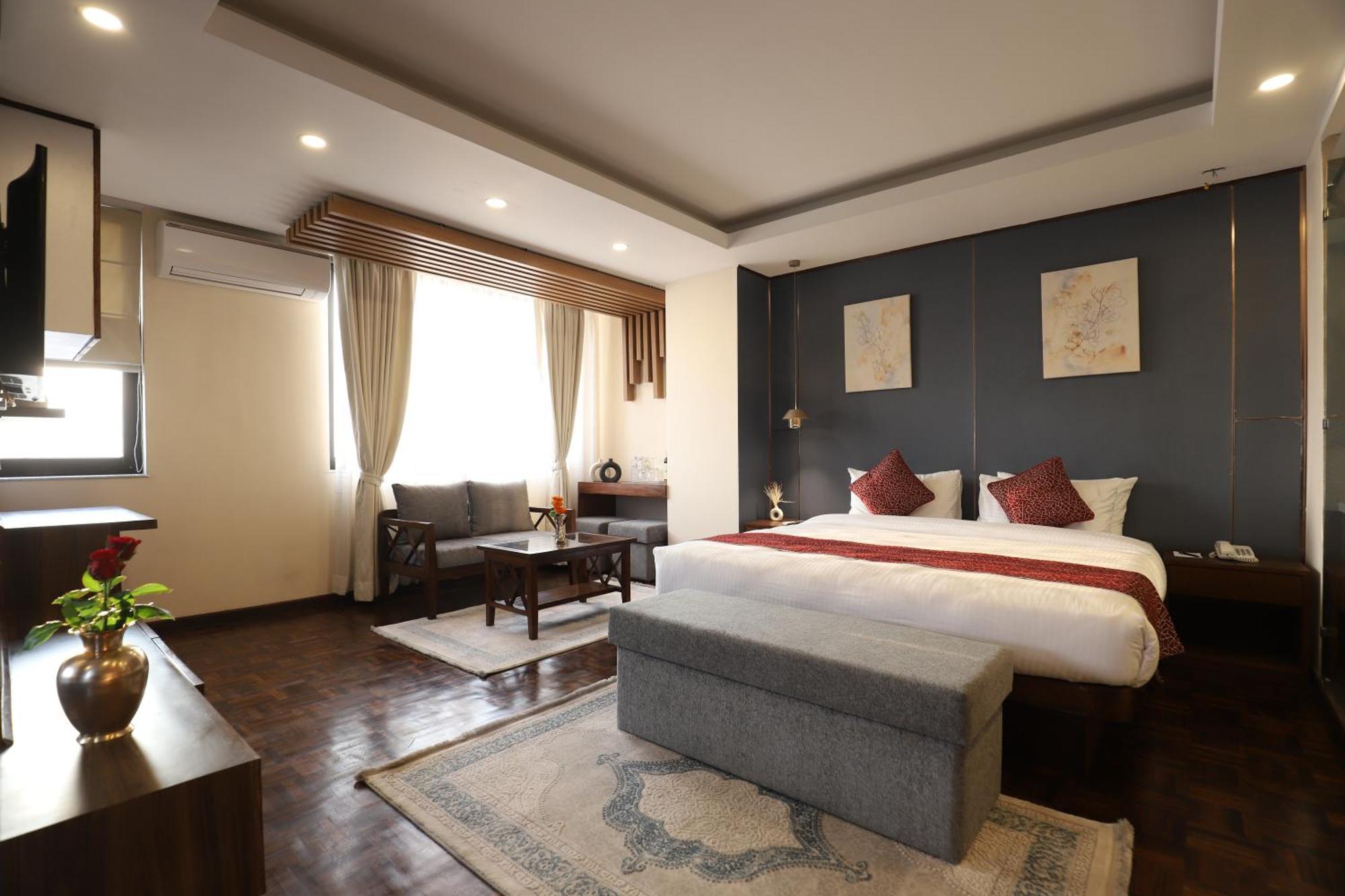 Apex Business Hotel - Airport Катманду Екстер'єр фото